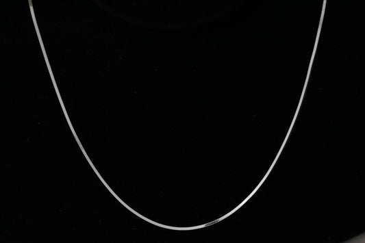 Sterling Silver, 0.8mm Width / Length, 18 Inch Square Regular Snake Chain with 6.0mm Width / Length by 1.4mm Thick, Smooth Spring Ring Clasp and Tags Ends. Quantity Per Pack: 1 Piece.