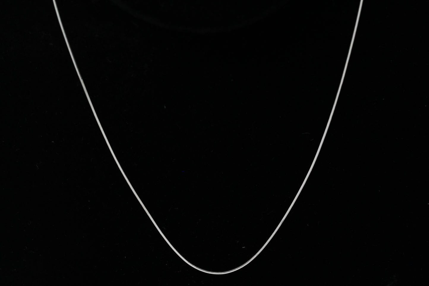 Sterling Silver, 0.75mm Width / Length, 16 Inch Square Regular Snake Chain with 6.0mm Width / Length by 1.4mm Thick, Smooth Spring Ring Clasp and Tags Ends. Quantity Per Pack: 1 Piece.