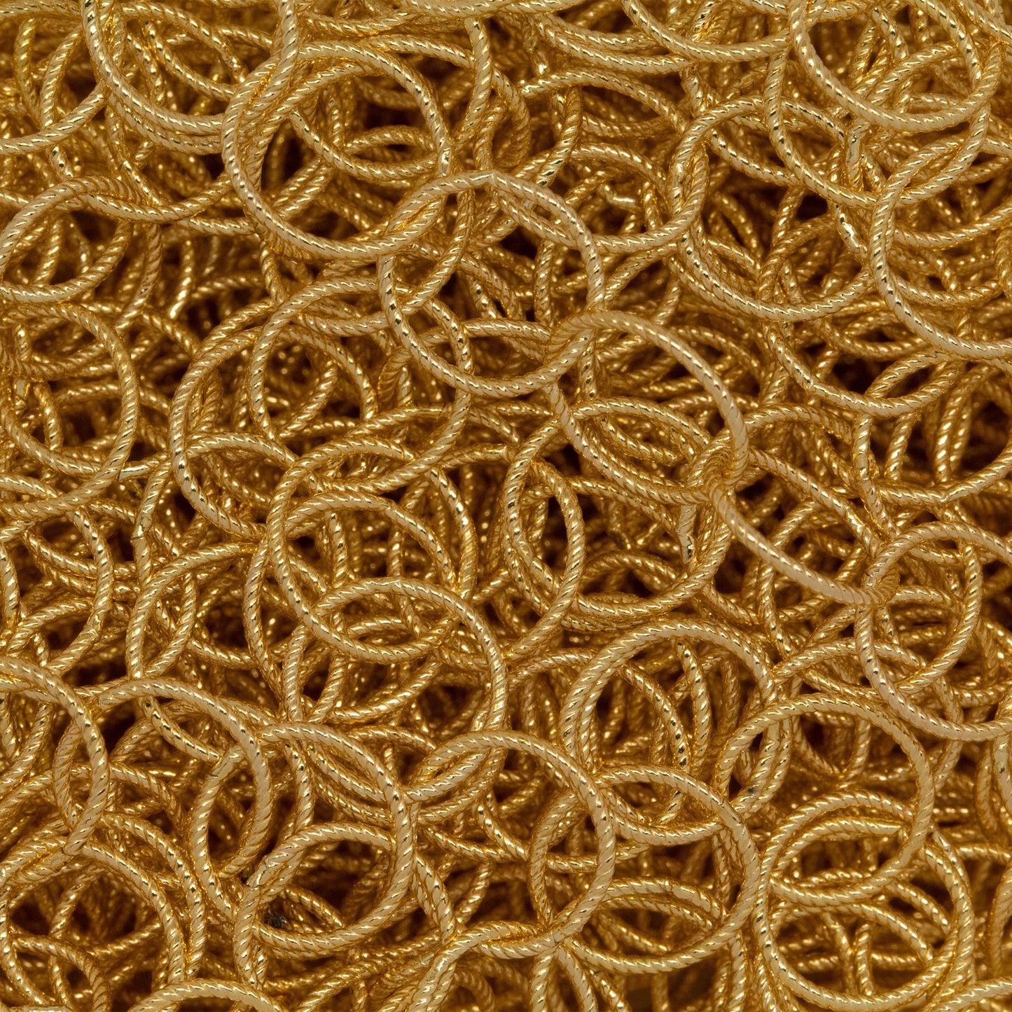 14kt Gold Filled 7.0mm Width / Length Twisted Circle Chain. Price per: 1 Foot.