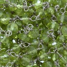 Load image into Gallery viewer, Brass Silver Plated 4.0mm Green Peridot Gem Stone Chain. Price per: 1 Inch.
