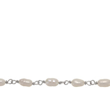 Load image into Gallery viewer, Chain by Foot. Brass Silver Plated 4.0mm Width by 5.0mm Length, Natural Fresh Water Rice Pearl, Pearl Chain. Price per: 1 Inch.
