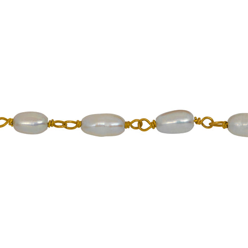 Chain by Foot. Brass Gold Plated / Vermeil 4.0mm Width by 5.0mm Length, Natural Fresh Water Rice Pearl, Pearl Chain. Price per: 1 Inch.