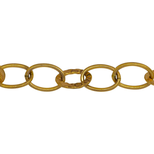 Chain by Foot. 14kt Gold Filled Two of 8.3mm Width by 11.8mm Length Smooth Oval Links Followed by One of 9.0mm Width by 12.0mm Length Hammered Oval Link, Cable Chain. Price per: 1 Foot.