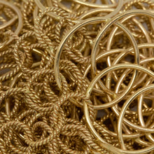 Load image into Gallery viewer, 14kt Gold Filled Two 22.0mm Smooth Circles Overlapping And Soldered together Connected By Six 9.8mm Twisted Circle Links, Figure 8 Chain. Price per: 1 Foot.
