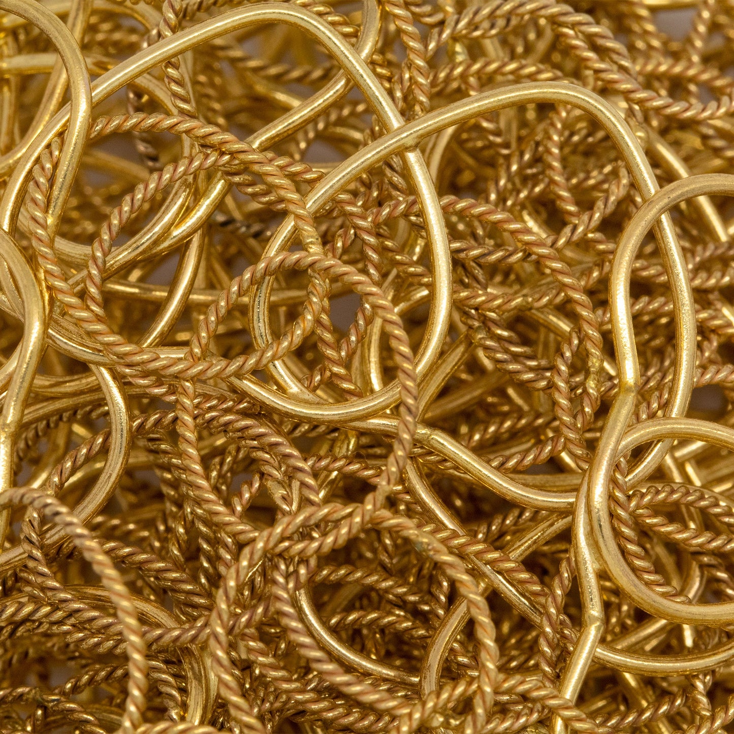 14kt Gold Filled 19.6mm Width by 28.5mm Length Smooth Double Heart Link connected to Ten of 13.0mm Width / Length Twisted Circle Links, Heart Chain, Fancy Chain. Price per: 1 Foot.
