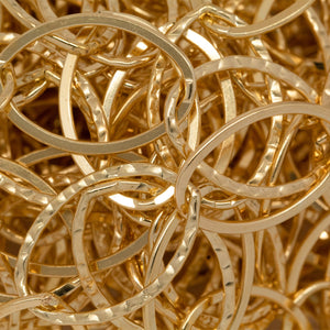 14kt Gold Filled 14.0mm Width by 21.0mm Length, Round and Hammered Wire Oval Links Cable Chain. Price per: 1 Foot.