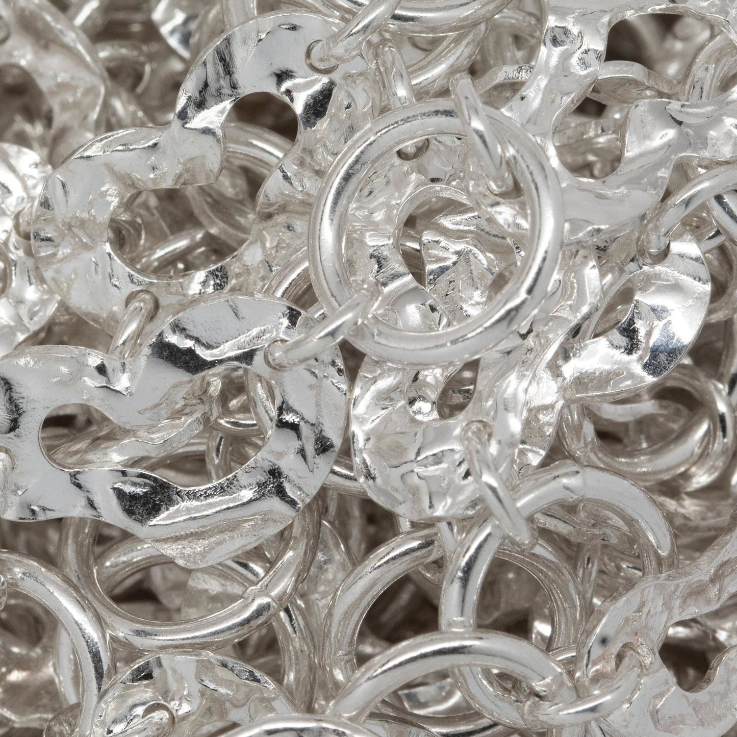 Sterling Silver 8.5mm Width by 13.0mm Length Hammered Heart Link And 8.6mm Width / Length Smooth Circle Link Connected By 4.3mm Width / Length Smooth Open Ring, Fancy Chain. Price per: 1 Foot.