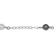 Load image into Gallery viewer, Sterling Silver Oxidized Nine of 2.8mm Width by 4.0mm Length Flat Diamond Shaped Links With 6.0mm Width / Length White and Gray Swarovski Pearls Wire Wrapped, Connected to 3.3mm Width / Length Smooth Open Ring, Gem Stone Chain. Price per: 1 Inch.
