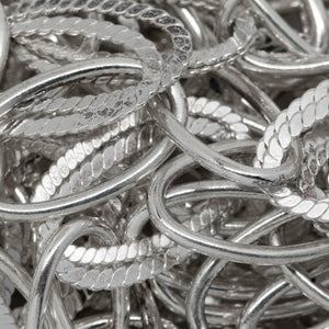 Sterling Silver 8.6mm Width by 15.0 Length Double Textured Oval Links Followed by Two of 8.7mm Width by 15.4mm Length Smooth Oval Links, Cable Chain. Price per: 1 Foot.