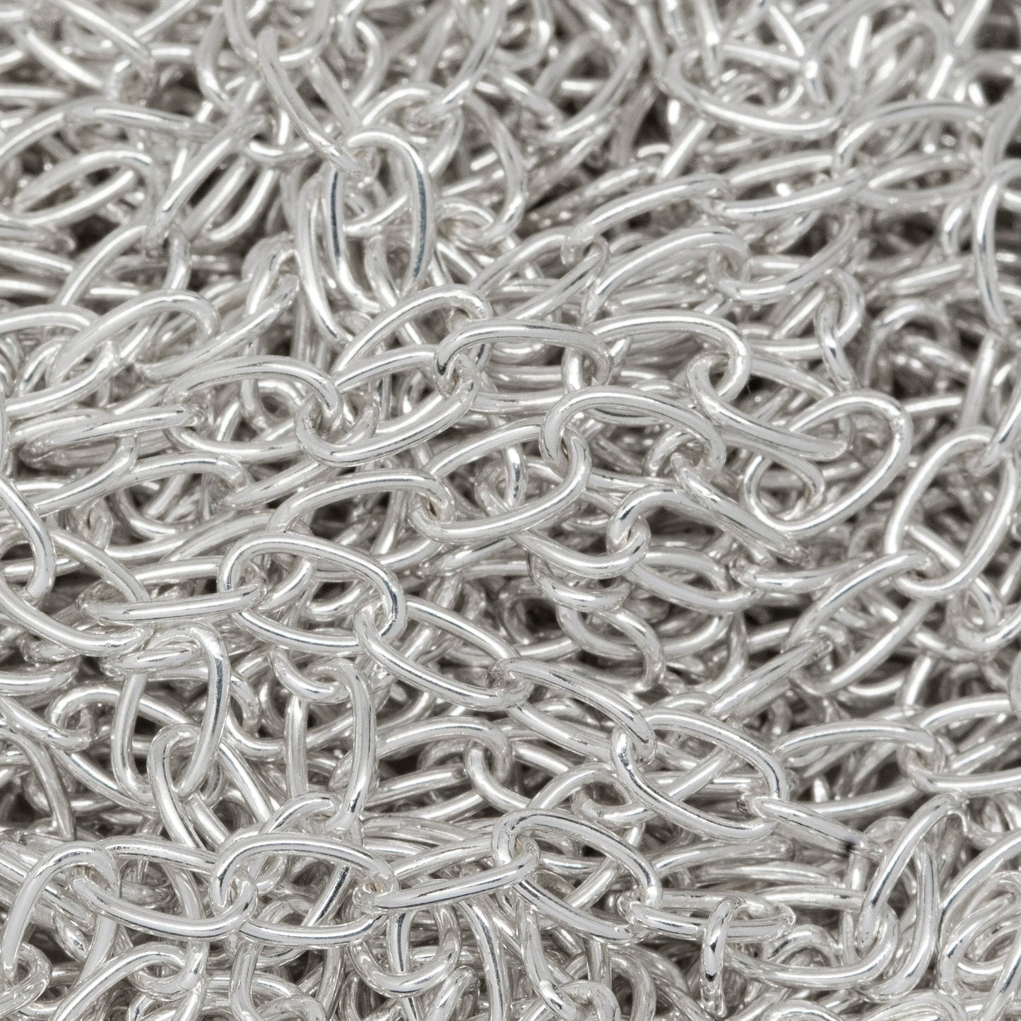 Sterling Silver 2.66mm Width by 4.08mm Length, Smooth Cable Chain. Price per: 1 Foot.