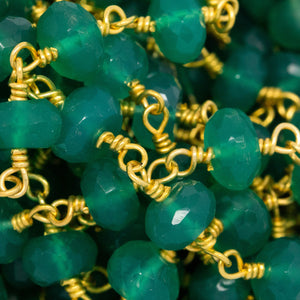 Brass Gold Plated 5.3mm Width by 3.0mm Length Natural Hand Cut Green Onyx Stone, Gem Stone Chain. Price per: 1 Inch.