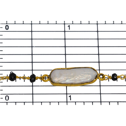 Brass Gold Plated 3.30mm Width by 2.40mm Length Hand Cut Black Spinel Gem Stone, Followed by 7.40mm Width by 17.10mm Length approximately Biwa Pearl Bezel Set, Gem Stone Chain. Price per: 1 Inch.