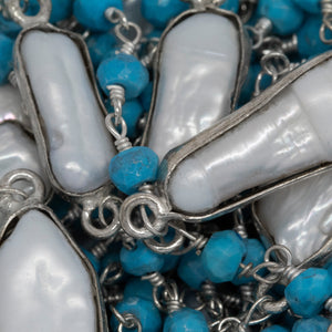 Brass Silver Plated 2.9mm Width by 3.5mm Length Hand Cut Turquoise Stone, Followed by 8.19mm Width by 18.70mm Length approximately Biwa Pearl Bezel Set, Gem Stone Chain. Price per: 1 Inch.