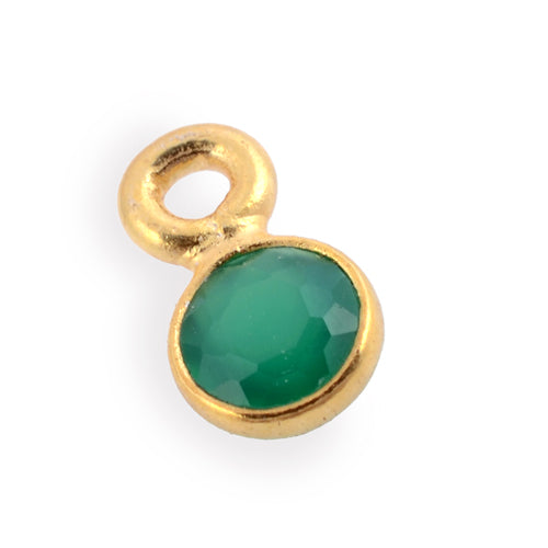 Stone Connectors & Drops. Sterling Silver Gold Plated / Vermeil 3.0mm Width / Length, Green Onyx Quartz Stone, Round Drop with one 2.2mm Closed Ring. Quantity Per Pack: 1 Piece.