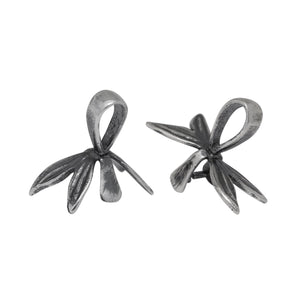 Sterling Silver Oxidized 8.5mm Width by 9.5mm Height Two Leaves, Side to Side Pinch Bail with 5.3mm Width by 8.5mm Height, Sliding Bail at the top. Quantity per pack - 2 Pieces.