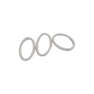 Split Rings. Sterling Silver 21.0 Gauge, 5.30mm Width by 8.0mm Length, Oval Split Ring. Quantity Per Pack: 20 Pieces.