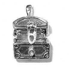 Charms. Sterling Silver, 12.4mm Width by 12.6mm Length by 15.8mm Height, Chest Pendant. Quantity Per Pack: 1 Piece.