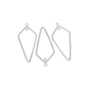 Sterling Silver, 18.6mm Width by 39.4mm Length, Kite Chandelier With 2.9mm Width / Length Smooth Fix Ring on the top of inside and outside of the Chandelier. Quantity Per Pack: 6 Pieces.