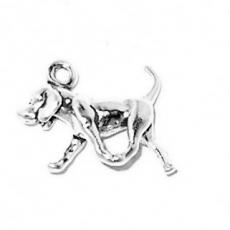 Charms. Sterling Silver, 13.3mm Width by 4.1mm Length by 9.0mm Height, Small American Fox Hound Dog Charm. Quantity Per Pack: 1 Piece.