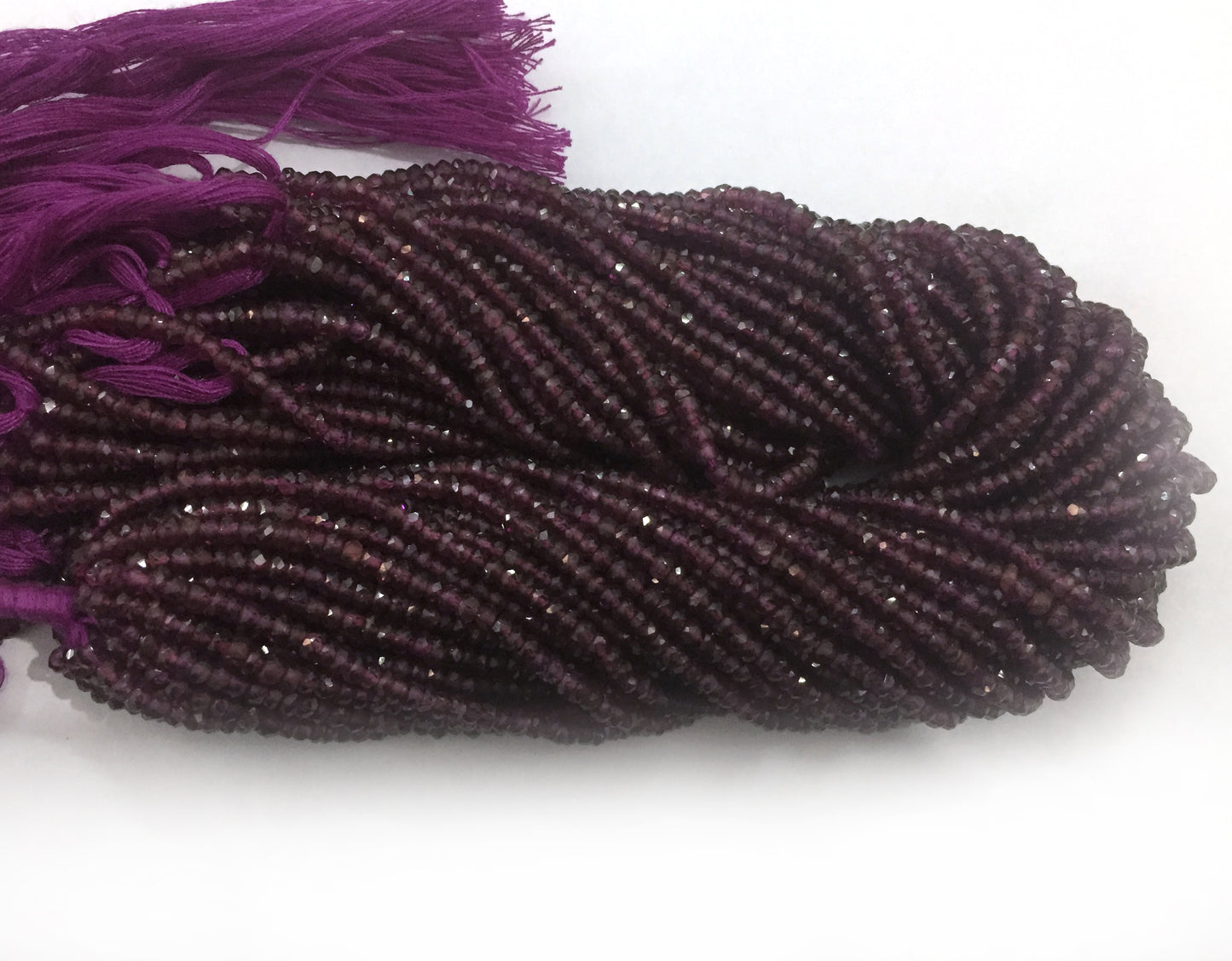 violet garnet Faceted Round, Natural violet garnet Beads Faceted Round, Sharp Microcut, violet garnet Round 3mm 4mm faceted