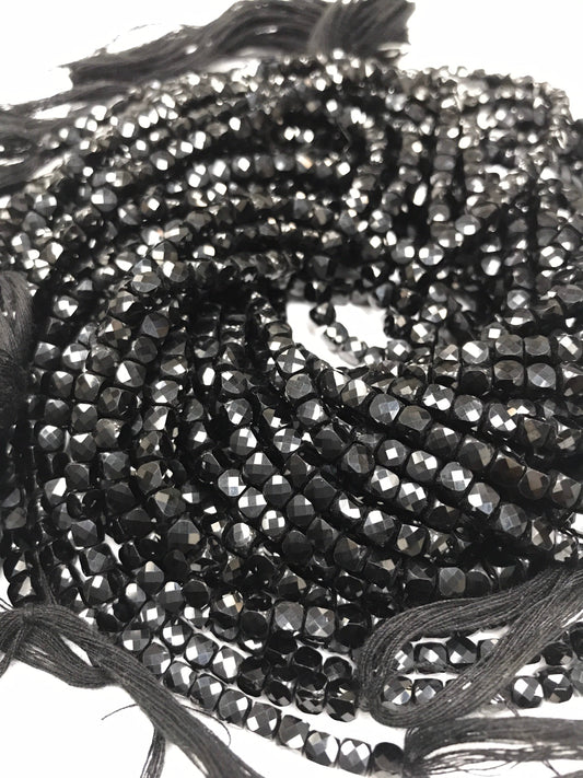 Black Spinel beads faceted square, faceted cube